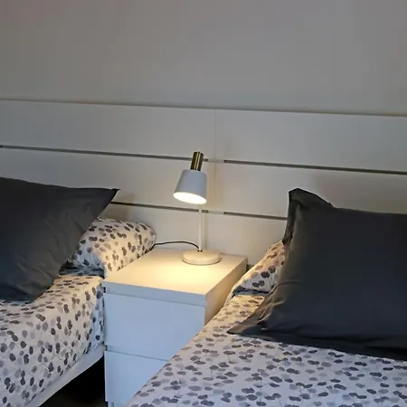 Casa Anida En Hualle 펜션 Valdaliga