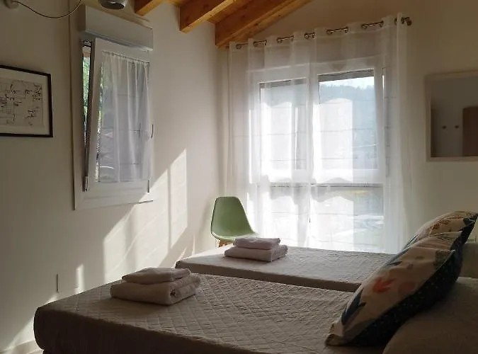 Casa Anida En Hualle